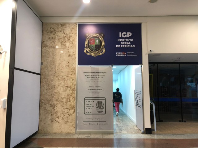 Confecção de carteiras de identidade está suspensa temporariamente no posto  do IGP em Canoas